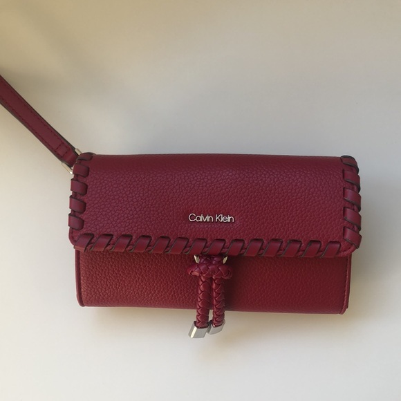 Calvin Klein Versatile Bag! - Picture 6 of 7